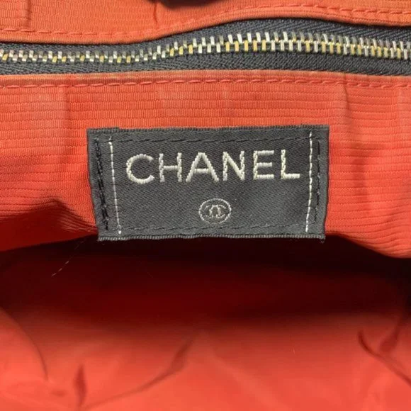 Authentic Chanel travel line tote - Picture 9 of 14